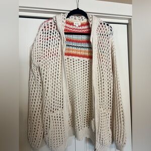 POL Cardigan - size L